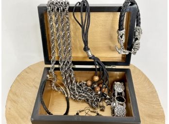 Black Wooden Trinket Box With Jewelry Inside!