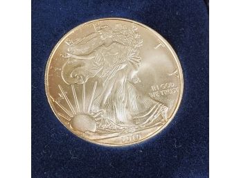 2010 1 0z .999 US Silver Eagle In Mint Case