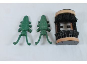 Pair Of Two New Cast Iron Boot Jacks Green Crickets & Boot Cleaning Brush