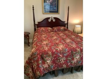 Queen Poster Bed With Mattress And Box Springs
