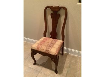 Beautiful Mahogany Dining Room Chair With Queen And Legs And Upholstered Seat