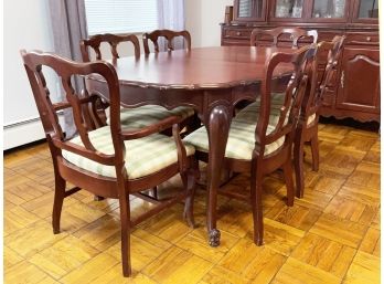 A Vintage Cherry Wood Dining Table And 6 Chairs From Elbert Furniture Company