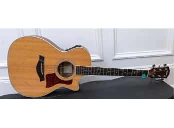 Taylor 412ce Grand Concert Acoustic-Electric Natural  ( Retail $2,599 )-  Includes Hardshell Case