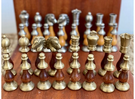 Beautiful Set Of Chess Pieces Made In Italy