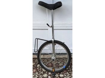 Adjustable Unicycle Will Challenge Any Acrobatic Teenager!!!