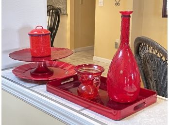 Serving Ware In Red