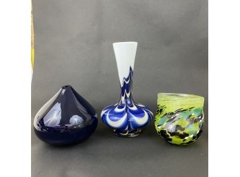 Three Pieces Vintage Art Glass
