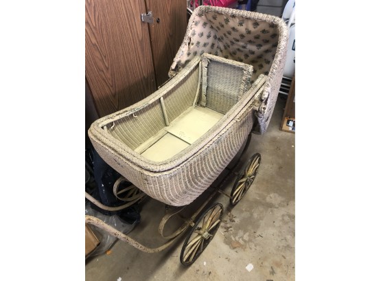 ORIGINAL RARE ANTIQUE 1900'S WICKER HOODED BABY CARRIAGE - BUGGY