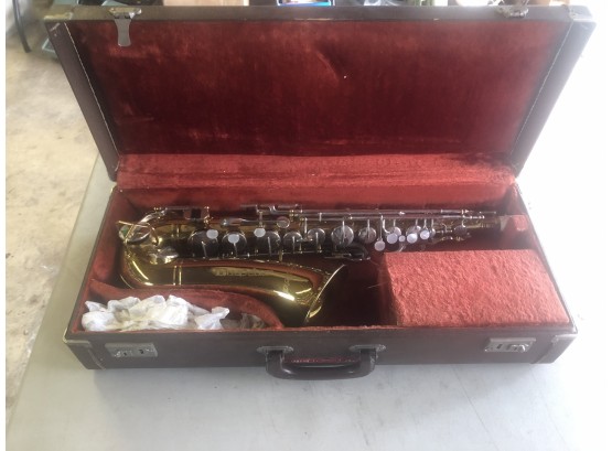 Great Condition Vintage Buescher Aristocrat Series Saxophone Made Approx 1960 Serial #377014 S33