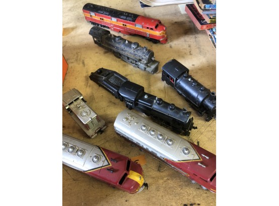 Lot Of Vintage HO Scale Train Locomotives And Diesel Engines Some Work