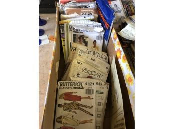 Lot Of Vintage 1960s-80s Sewing Paterns
