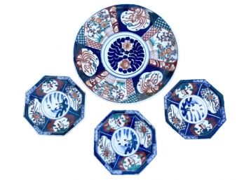Beautiful Set Of Hand Painted Chinese Porcelain Plates