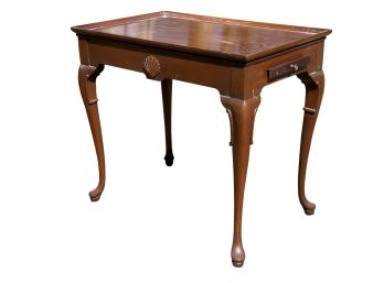 Hickory Chair Company Queen Anne Dressing Table With Cabriole Legs And Shell Finial Detail