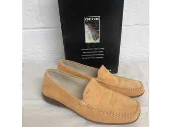 Geox Respira Light Orange Suede Moc Loafer  38-1/2 (US 8.5)  NEW With Box