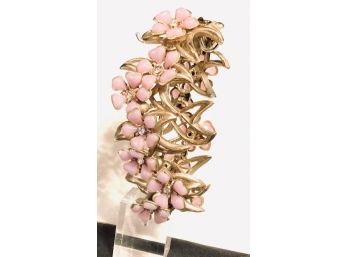 Kitchy Vintage Figural Flower Bracelet
