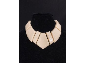 Chic Vintage Choker-style Necklace