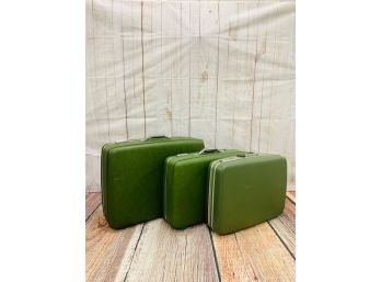 Vintage Green Luggage Trio - American Tourister And Galaxy