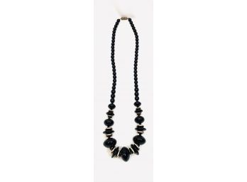 Vintage Black And Gold Graduated Bead Necklace