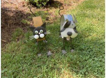 Vintage Outdoor Decor. Metal Cat And Dog With Fan Propelled By The Wind