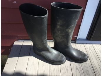 Muck Boots Size 9