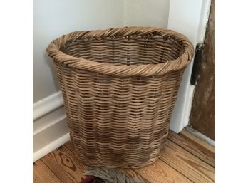 Sturdy Vintage 15 Woven Basket