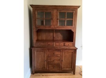 Amish Hutch With Touch Light