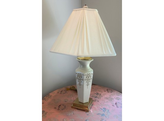 Lenox Renaissance Lace Collection Table Lamp With Original Shade