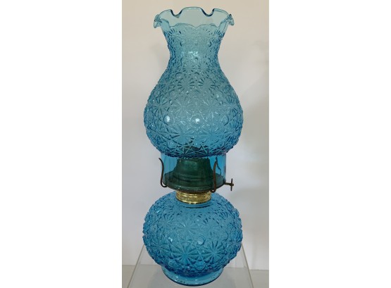 Beautiful! Vintage Glass Blue Daisy & Button Oil Lamp & Shade Eagle Burner (see Description)
