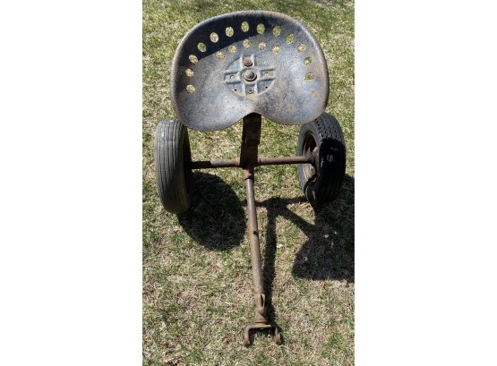 Antique Metal Tractor Seat Makes A Great Bar Stool Seat 27 In. H X 29 In. W Tire To Tire