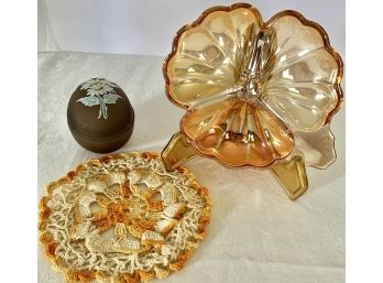 Vintage Westmoreland Handpainted Brown Satin Mist Footed Glass Egg Iridescent 3 Leaf Clover Dish Small Doily