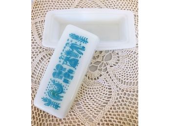 Vintage Pyrex Turquoise Amish Butterprint Covered Butter Dish PERFECT