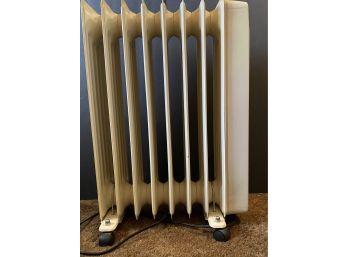 Thermostatically Controlled Oil Filled Radiator Portable Heater Tested And Working
