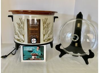 6 Quart Cook And Serve Crockpot- Like New- Works Great! Plus Instruction Book With Slow Cook Recipes