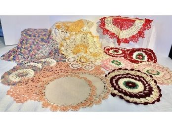Vintage Colorful Doily Lot- Many Pieces!
