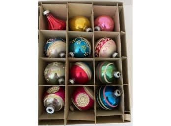 Mix Of Shiny Brite And Made In USA Glass Medium Size Ornaments Box Is Premier Glass Works, Inc. ( See Descript