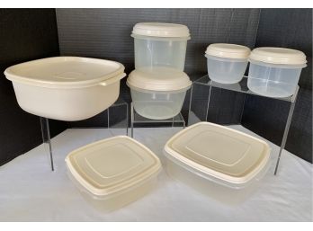 14 Pieces Vintage Rubbermaid Storage Containers