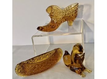 Vtg Amber Glass Lot Amber Glass Squirrel By Kanawha, Fenton Daisy And Button Canoe, Fenton Hobnail Cat Slipper