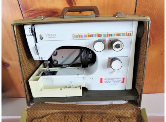 Vintage Portable Viking Husqvarna Sewing Machine 6430 With Case