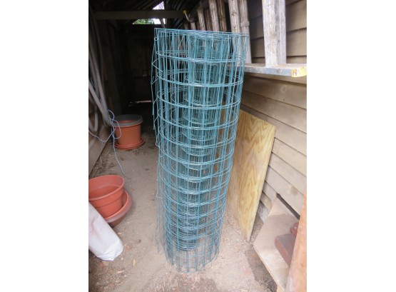 Roll Of Green Wire Garden Fencing Werner Ladder Rope And Garden Tools
