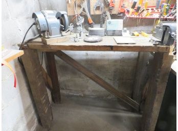 Wood Work Bench With Attached Powercraft Grinder & Columbian Vise