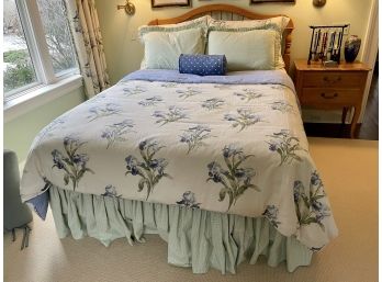 Beautiful Custom Made Iris & Gingham Bedding Set, Queen Sized