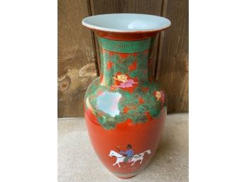 Beautiful Hand-Painted Asian Vase
