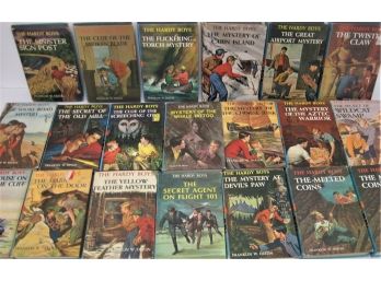 Lot Of 20 Vintage  Franklin W Dixon Hardy Boys Books