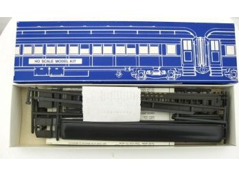HO Scale Alco P-70 New Haven Day Coach Model Kit