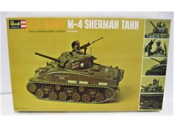 1967 Revell US Army M4 Sherman Black Magic Tank 1/40 H-554-200 Never Built