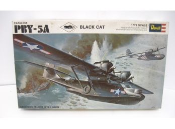1969 Revell Catalina PBY-5A Black Cat 1/72 Scale Model Kit Never Built