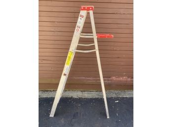 Davidson 6' Aluminum A Frame Step Ladder 527-06