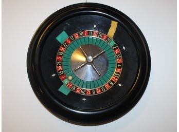 Roulette Wheel With Game Mats