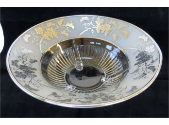 Spectacular Sterling Silver Grape Leaf Pattern Mid-Century Footed Console Or Table Bowl