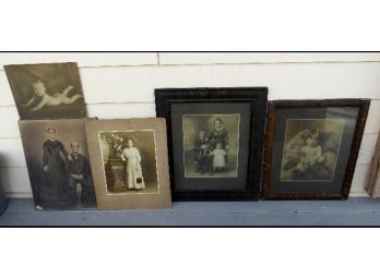 Nice Assortment Of 19th Century 'instant Family' Real Photo's Nekkid Baby, Family Style, Etc. - Grain Painted